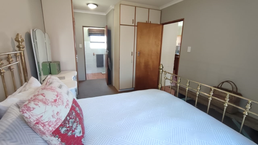 3 Bedroom Property for Sale in Stilbaai Wes Western Cape